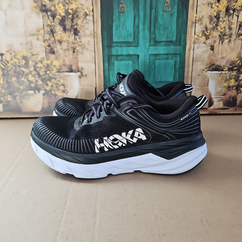 Hoka One One Women's Bondi 7 Running Sneaker Shoes, US Size 8.5